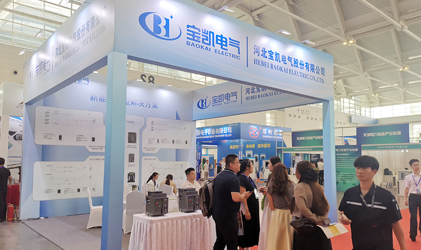 暴击行业天花板！jinnianhui今年会电气硬核技术亮相天津清洁能源展，引央视记者及能源产业巨头现场“挖宝”